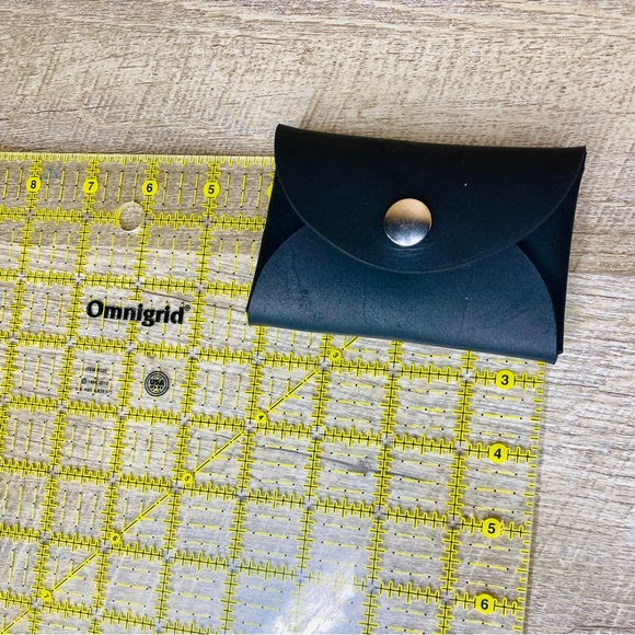 Leather Pouch, Business Card Holder, Rectangular Coin Pouch. Oil tan Black - Picture 5 of 7